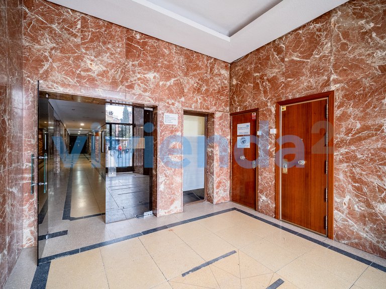 Apartment for Sale in Fuente del Berro, Madrid 21