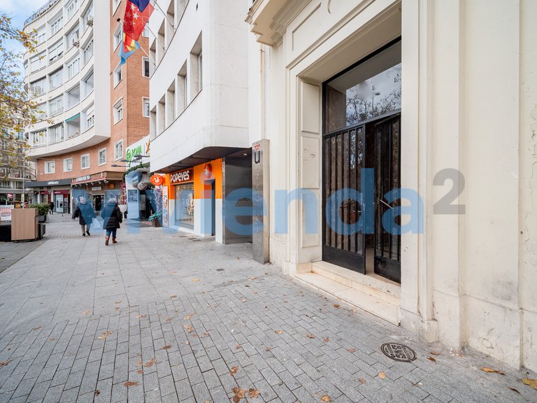 Apartment for Sale in Fuente del Berro, Madrid 22