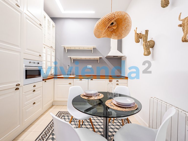 Apartment for Sale in Palacio, Madrid 11