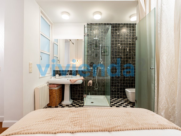 Apartment for Sale in Palacio, Madrid 18