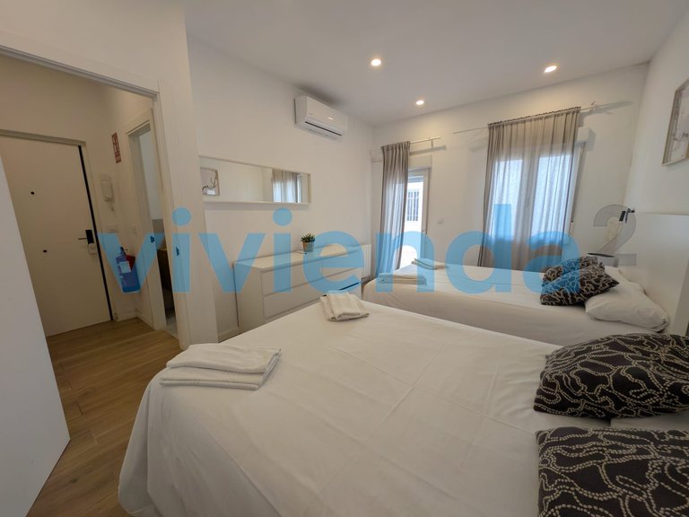 Apartment for Sale in Quintana, Madrid 13