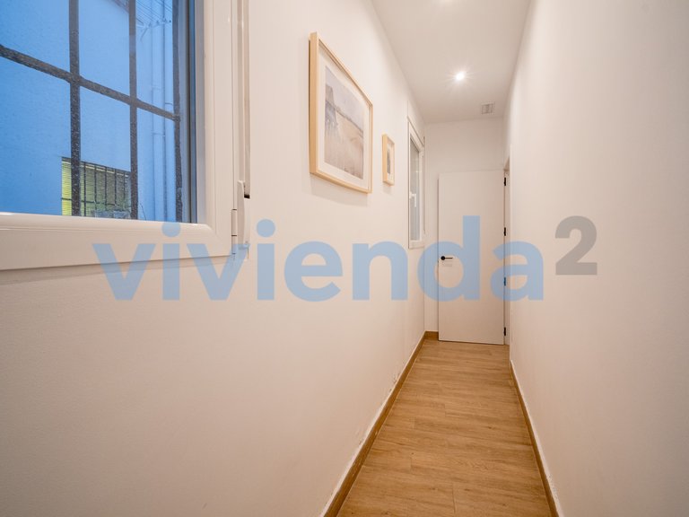 Apartment for Sale in Cortes, Madrid 1