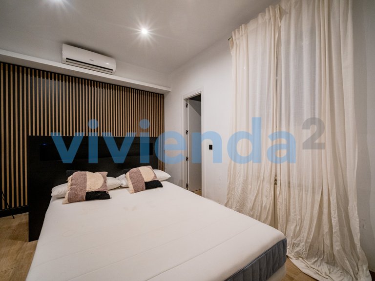 Apartment for Sale in Cortes, Madrid 2