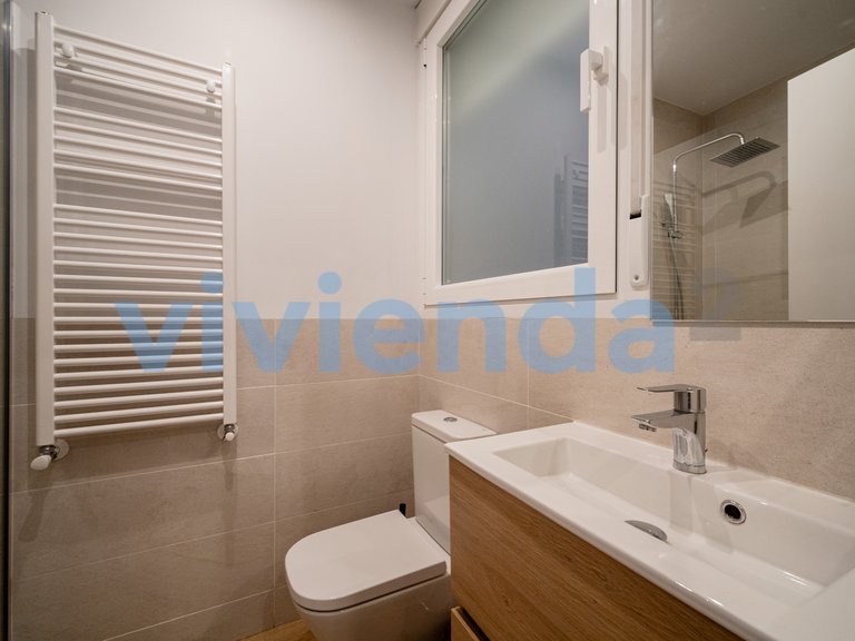 Apartment for Sale in Cortes, Madrid 3