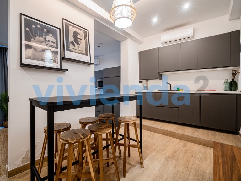 Apartment for Sale in Cortes, Madrid 5