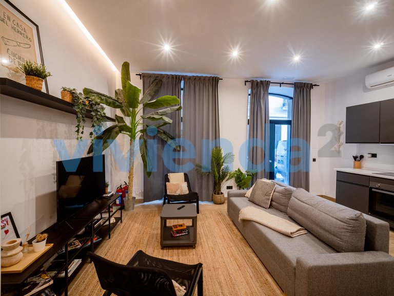 Apartment for Sale in Cortes, Madrid 18