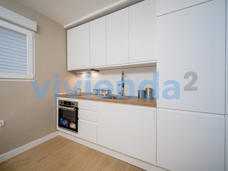 Apartment for Sale in Embajadores, Madrid 18
