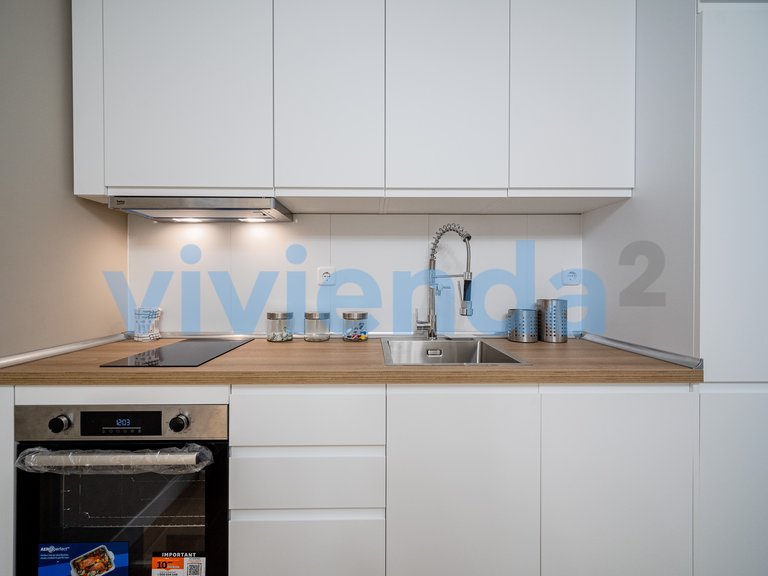 Apartment for Sale in Embajadores, Madrid 20