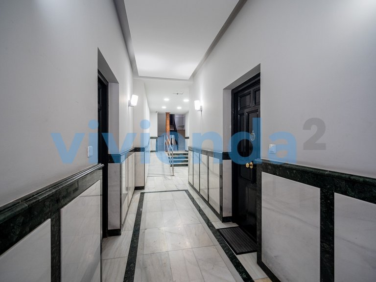 Apartment for Sale in Embajadores, Madrid 21
