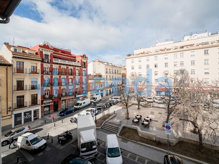 Apartment for Sale in Embajadores, Madrid 12