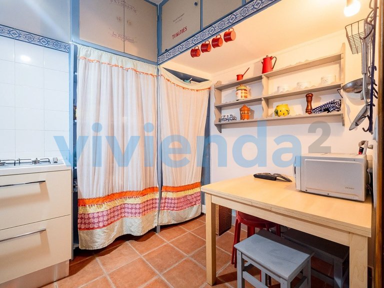 Apartment for Sale in Embajadores, Madrid 13