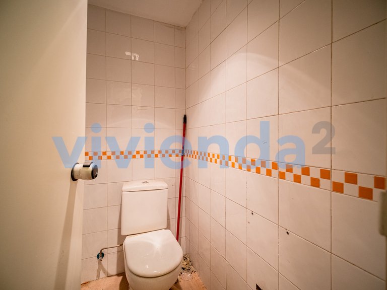 Commercial for Sale in Ciudad Jardín, Madrid 32
