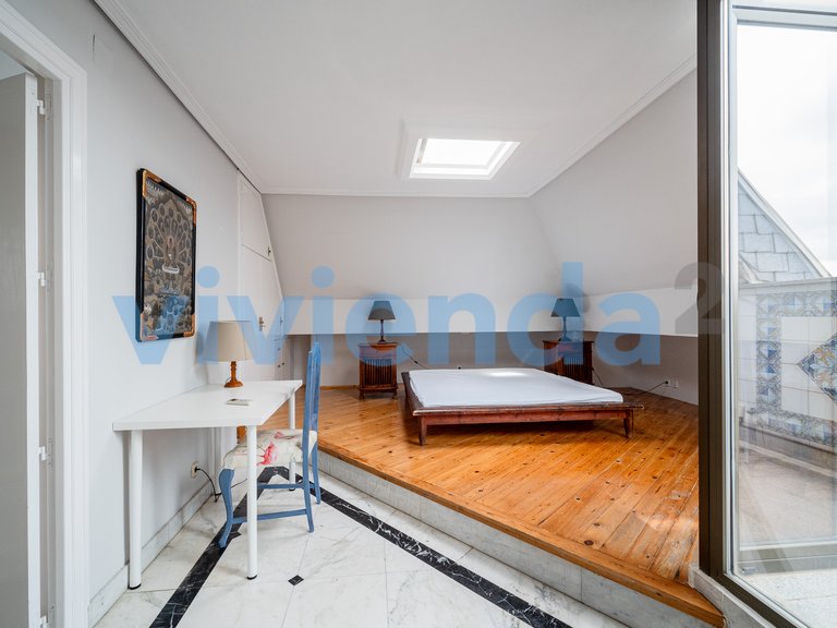 Apartment for Sale in San Juan Bautista, Madrid 3