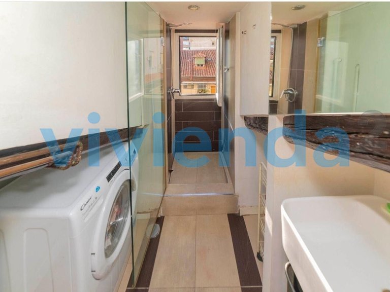 Apartment for Sale in Embajadores, Madrid 11