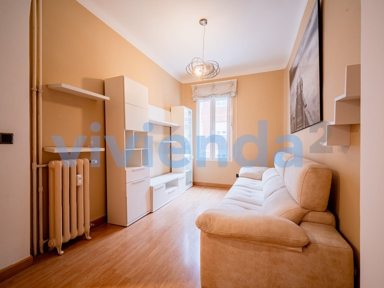 Apartment for Sale in Ríos Rosas, Madrid 1