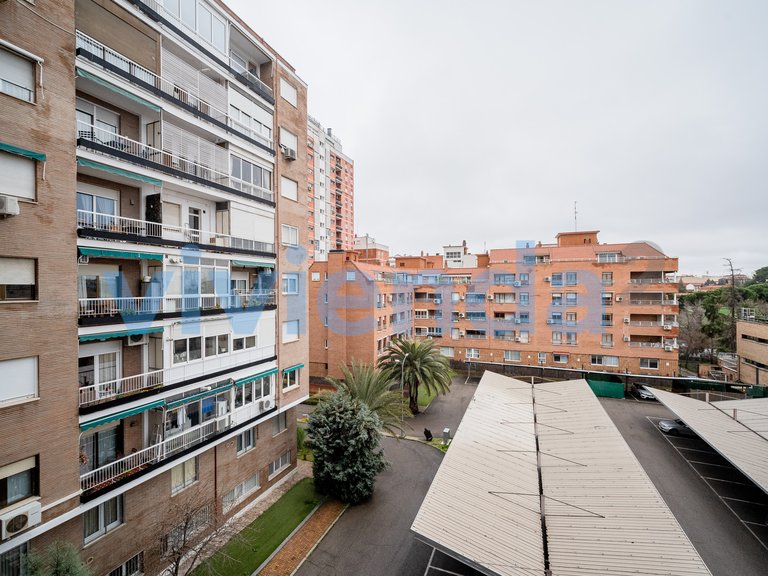 Apartment for Sale in Vallehermoso, Madrid 19