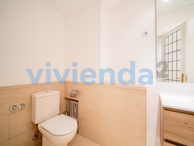 Apartment for Sale in Vallehermoso, Madrid 9