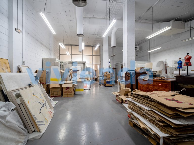 Commercial for Sale in Simancas, Madrid 1
