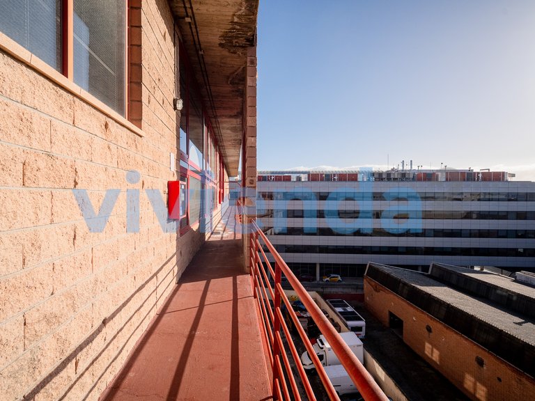 Commercial for Sale in Simancas, Madrid 6