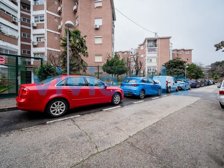 Apartment for Sale in Salvador, Madrid 18