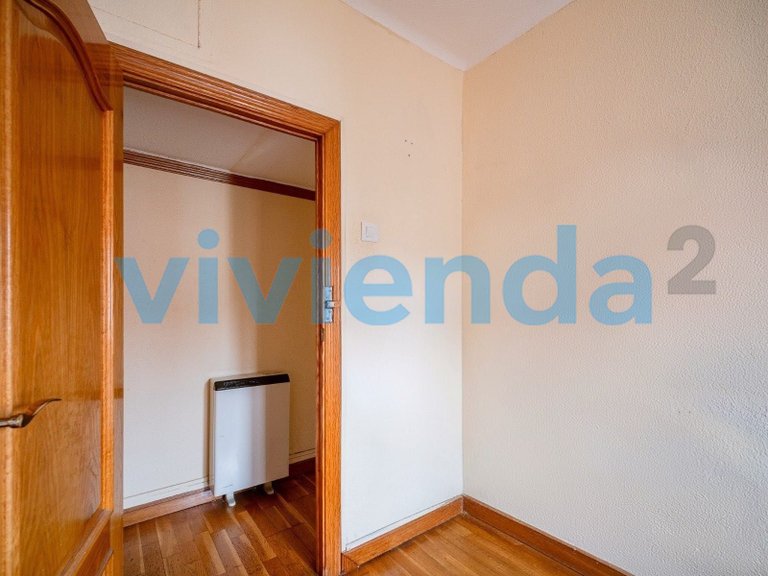 Apartment for Sale in Salvador, Madrid 12