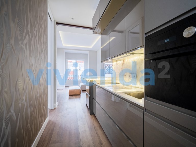 Apartment for Sale in Arapiles, Madrid 13