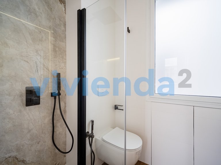 Apartment for Sale in Arapiles, Madrid 18