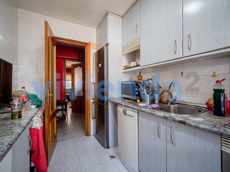 Apartment for Sale in Almenara, Madrid 18