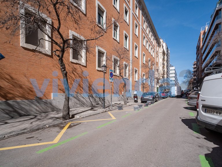 Apartment for Sale in Castellana, Madrid 17