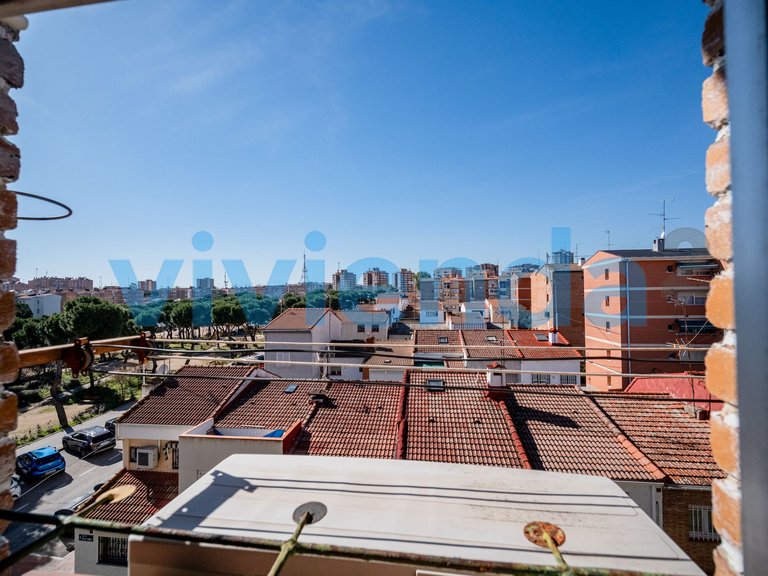 Apartment for Sale in Apóstol Santiago, Madrid 11