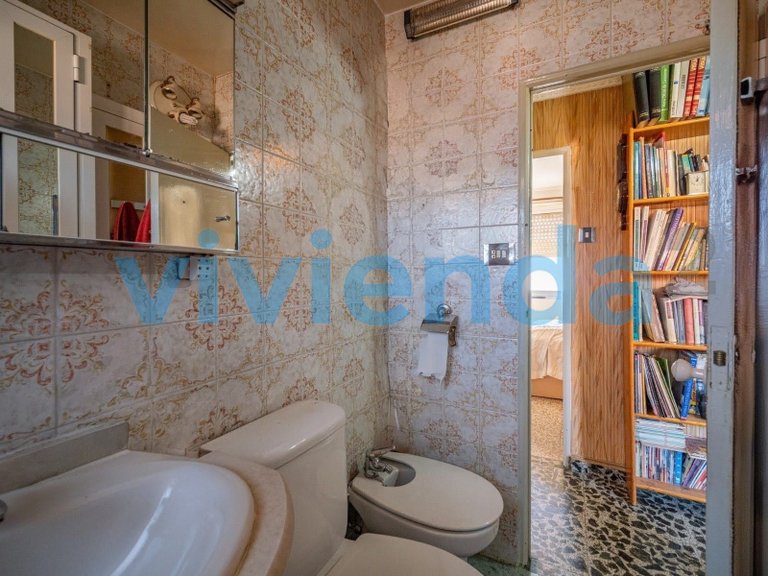 Apartment for Sale in Apóstol Santiago, Madrid 25