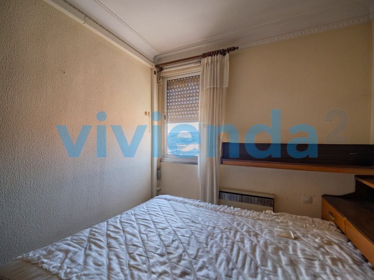 Apartment for Sale in Apóstol Santiago, Madrid 10