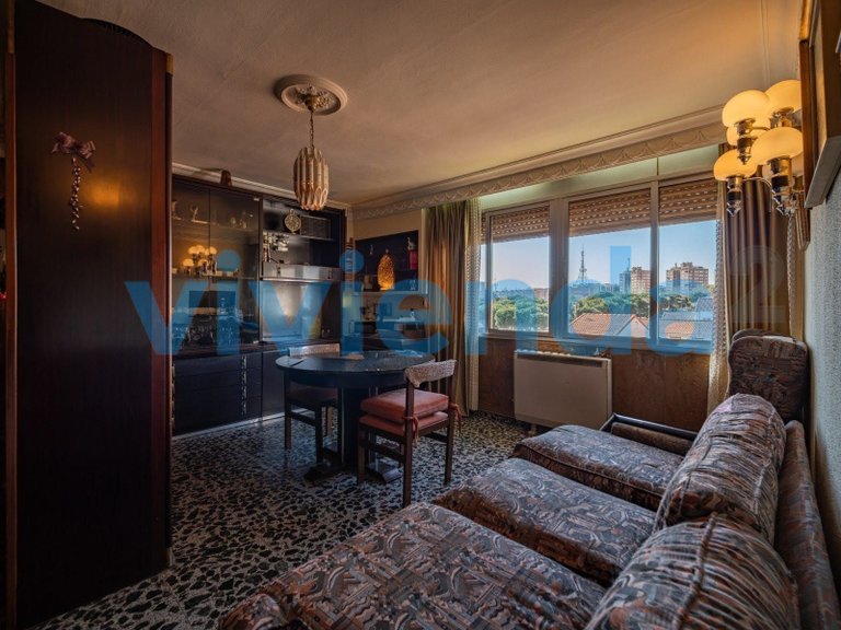 Apartment for Sale in Apóstol Santiago, Madrid 6