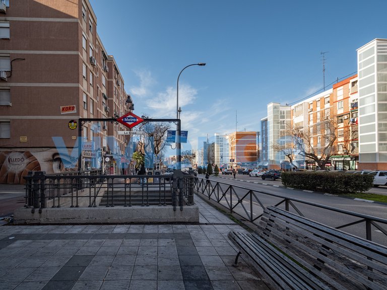 Apartment for Sale in Ventas, Madrid 12