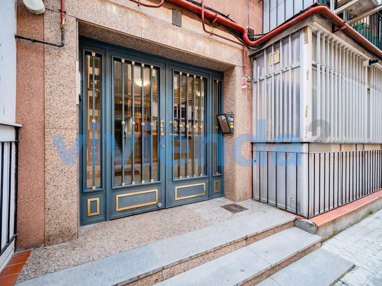 Apartment for Sale in Ventas, Madrid 1