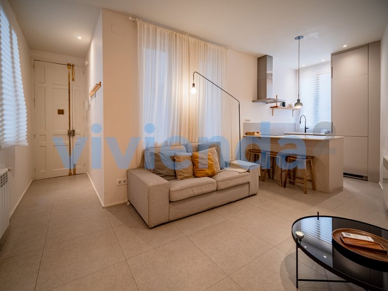 Apartment for Sale in Palacio, Madrid 1