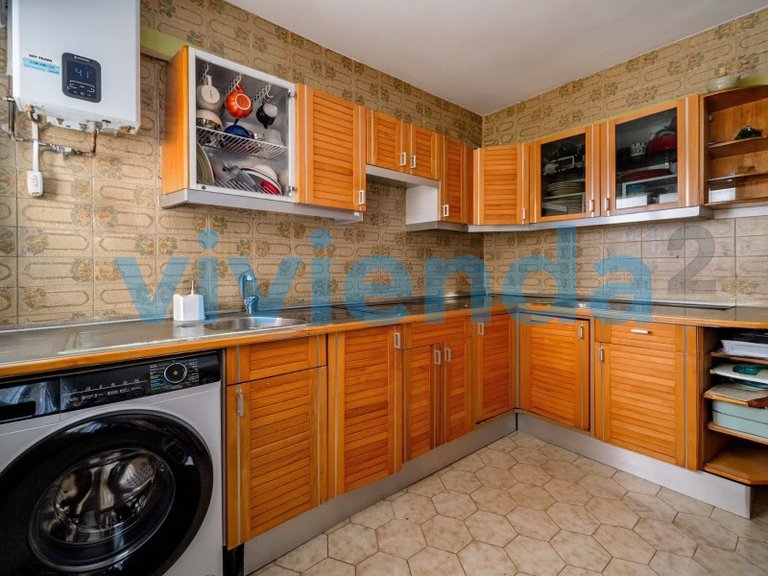 Apartment for Sale in Valdezarza, Madrid 3