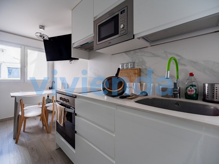 Apartment for Sale in Sol, Madrid 11