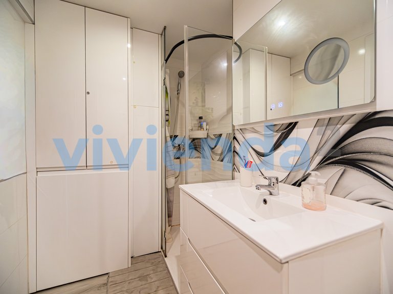 Apartment for Sale in Sol, Madrid 19