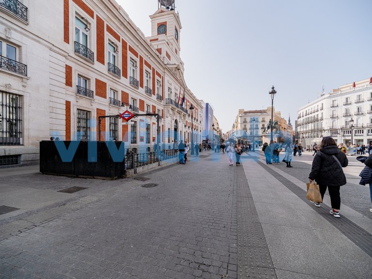 Apartment for Sale in Sol, Madrid 25