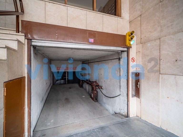 Garage for Sale in Universidad, Madrid 21