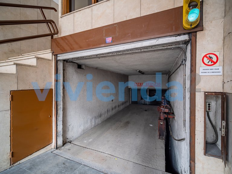 Garage for Sale in Universidad, Madrid 20