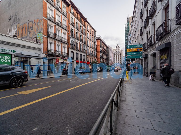 Garage for Sale in Universidad, Madrid 18