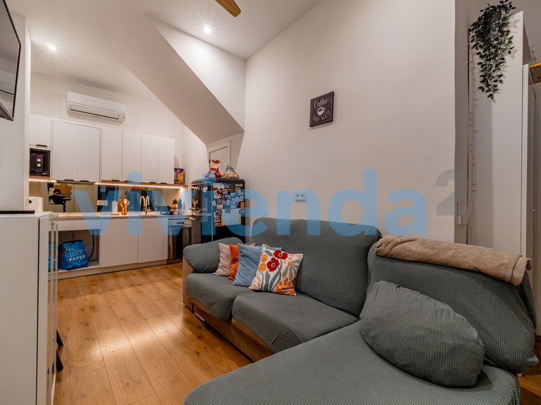 Town House for Sale in Ventas, Madrid 2