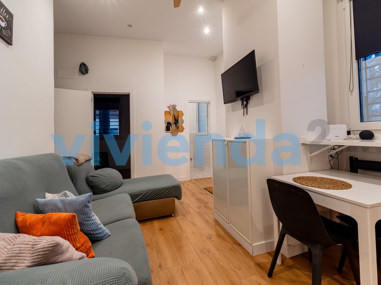 Town House for Sale in Ventas, Madrid 1