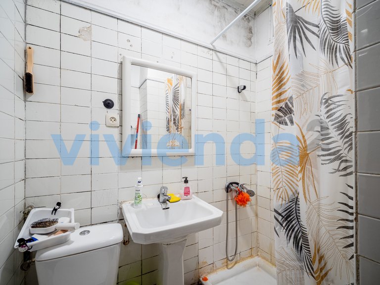 Apartment for Sale in Almendrales, Madrid 19