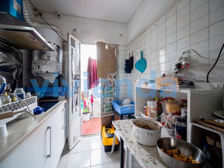 Apartment for Sale in Almendrales, Madrid 3