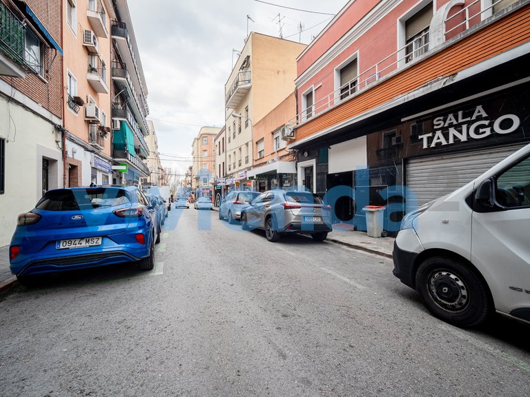 Apartment for Sale in Almendrales, Madrid 14