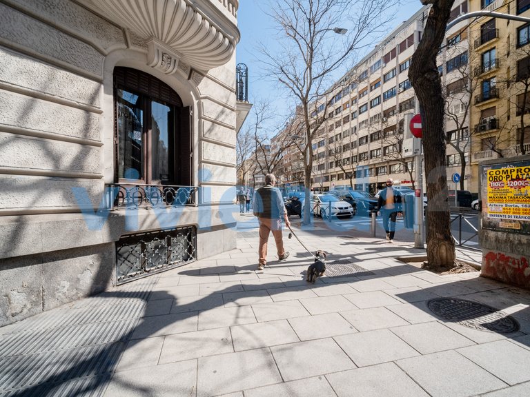 Apartment for Sale in Goya, Madrid 2