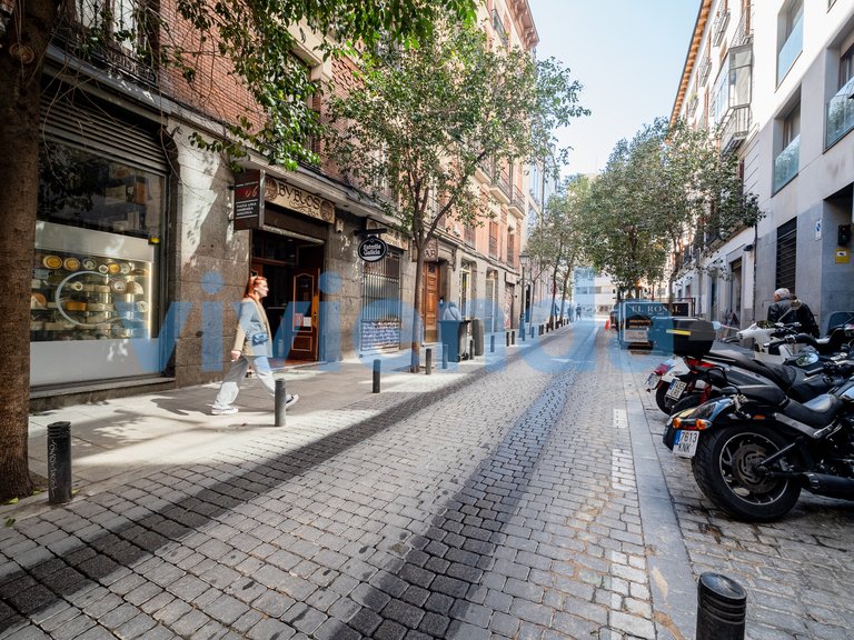Apartment for Sale in Universidad, Madrid 7